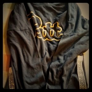 Size large women's PINK brand long sleeve shirt